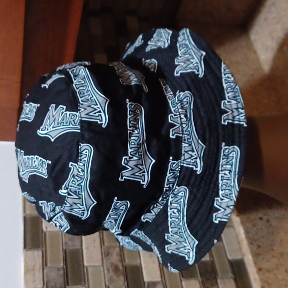 FSN Miami Marlins Reversible Bucket Hat Sz OS - Picture 3 of 6